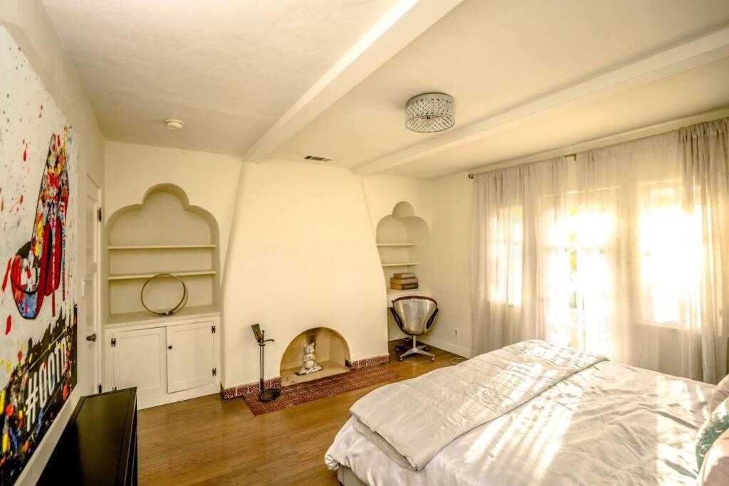 Apartment Beautiful Renovated 3bd 2ba Unit Near The Beverly Center, Beverly Hills Adjacent *